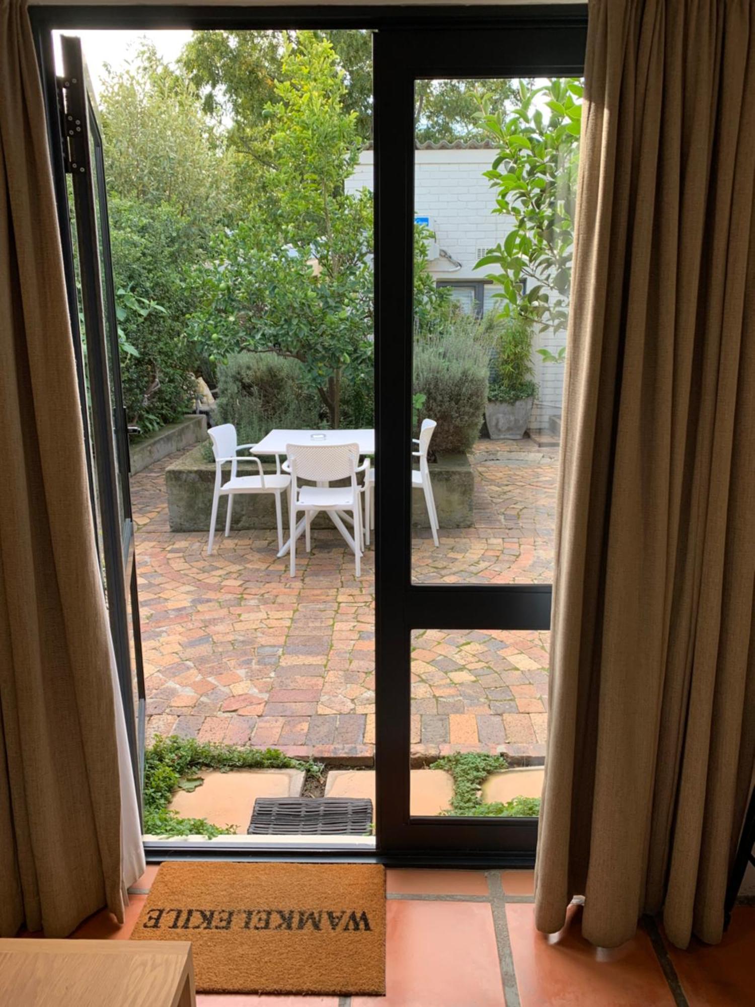 Courtyard Studio Lights And Wi Fi During Load Shedding Stellenbosch Luaran gambar